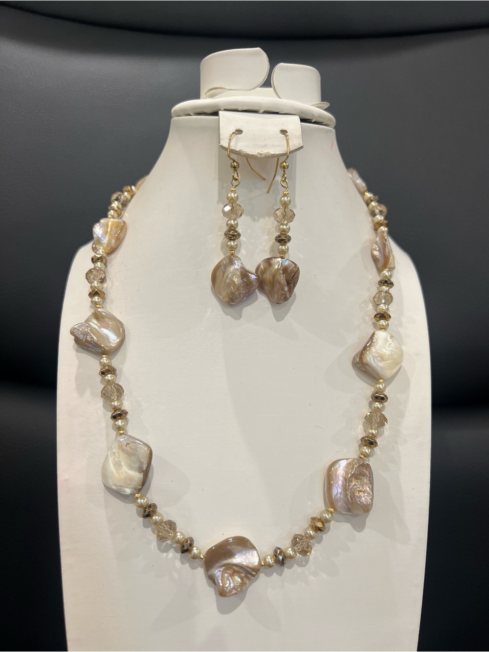 Elegant Iridescent Pearl and Crystal Necklace & Earring Set - Champagne